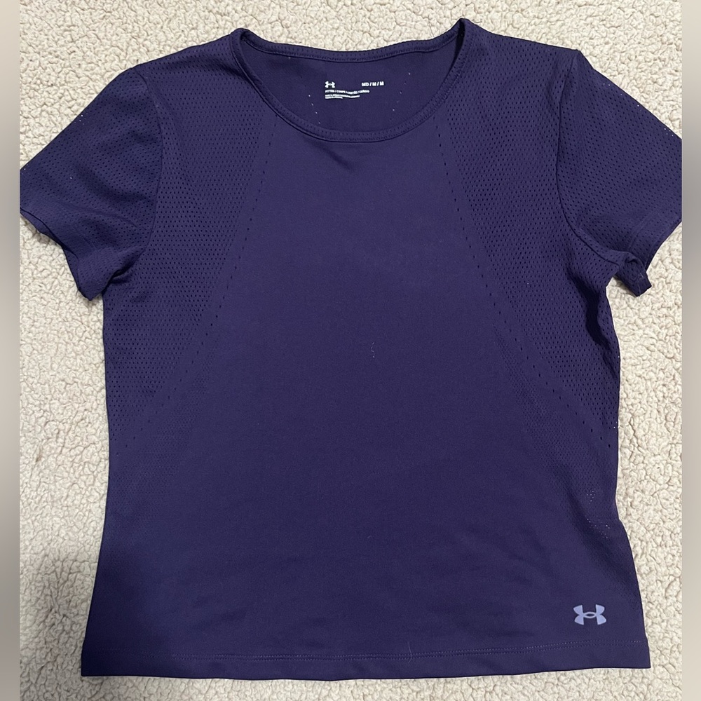 mesh/athletic Under Armor tee